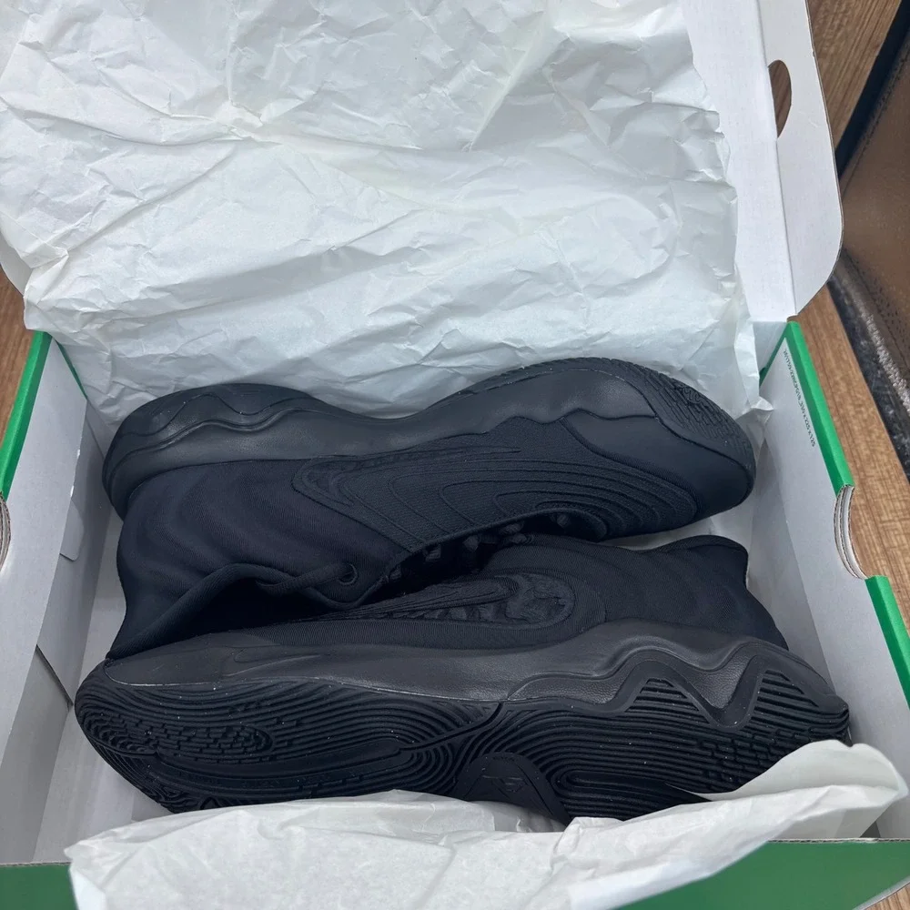 Nike Giannis Immortality 4 Triple Black Basketball Shoes Mens 9.5 FQ3680-003 NEW